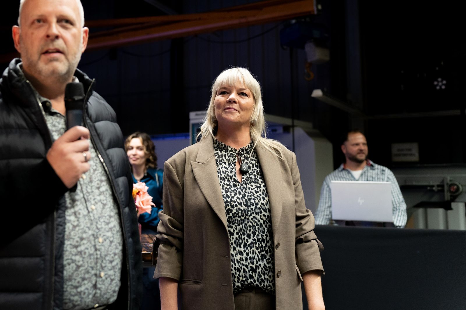 J&ouml;rg und Petra Schneider begr&uuml;&szlig;en die G&auml;ste